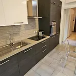 Elegant And Modern Near The Metro, Hospitals, Lingotto Conference Centre And Valentino's Park تورينو